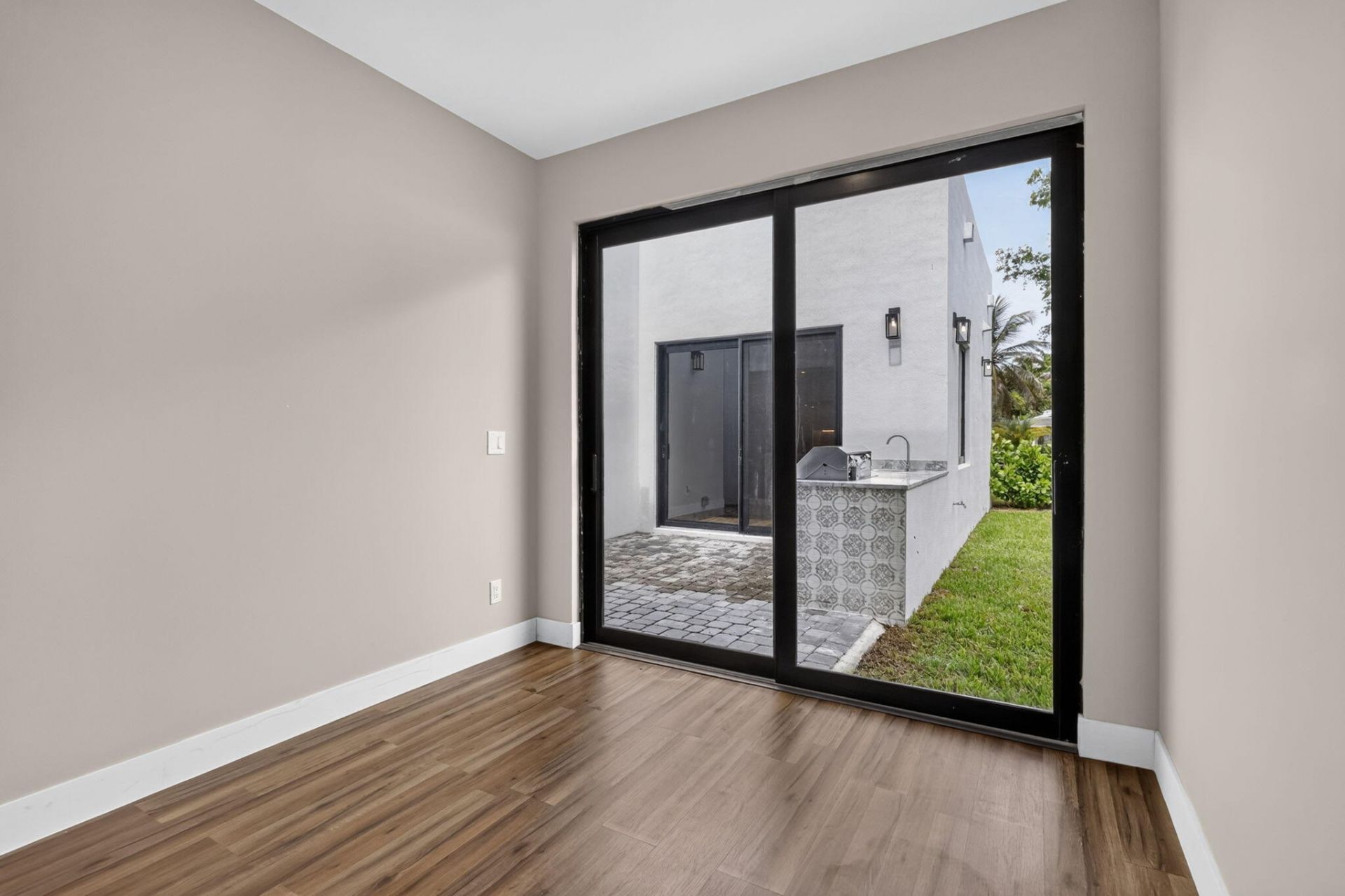 810 34th Street, West Palm Beach, FL 33407 Photo