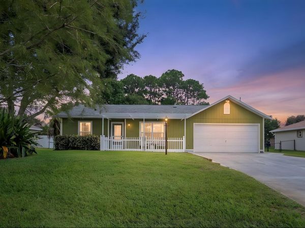 1137 SW CURTIS Street, Port St. Lucie, FL 34983
