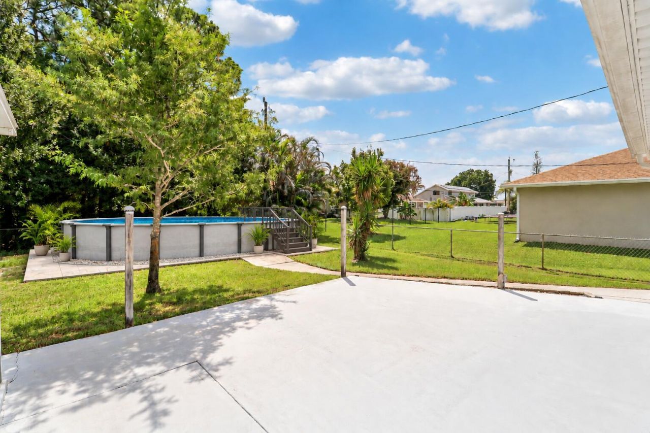 1137 SW Curtis Street, Port Saint Lucie, FL 34983 Photo