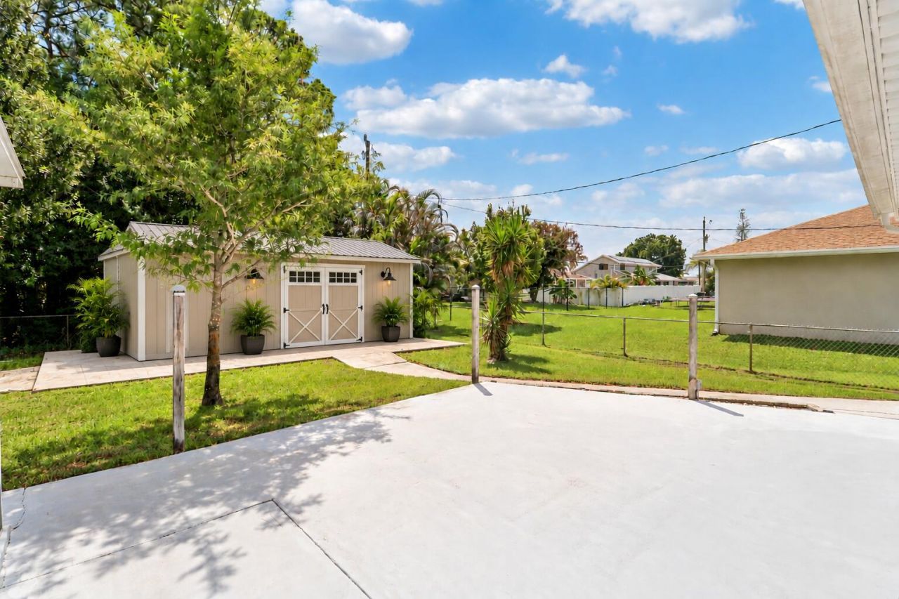 1137 SW Curtis Street, Port Saint Lucie, FL 34983 Photo