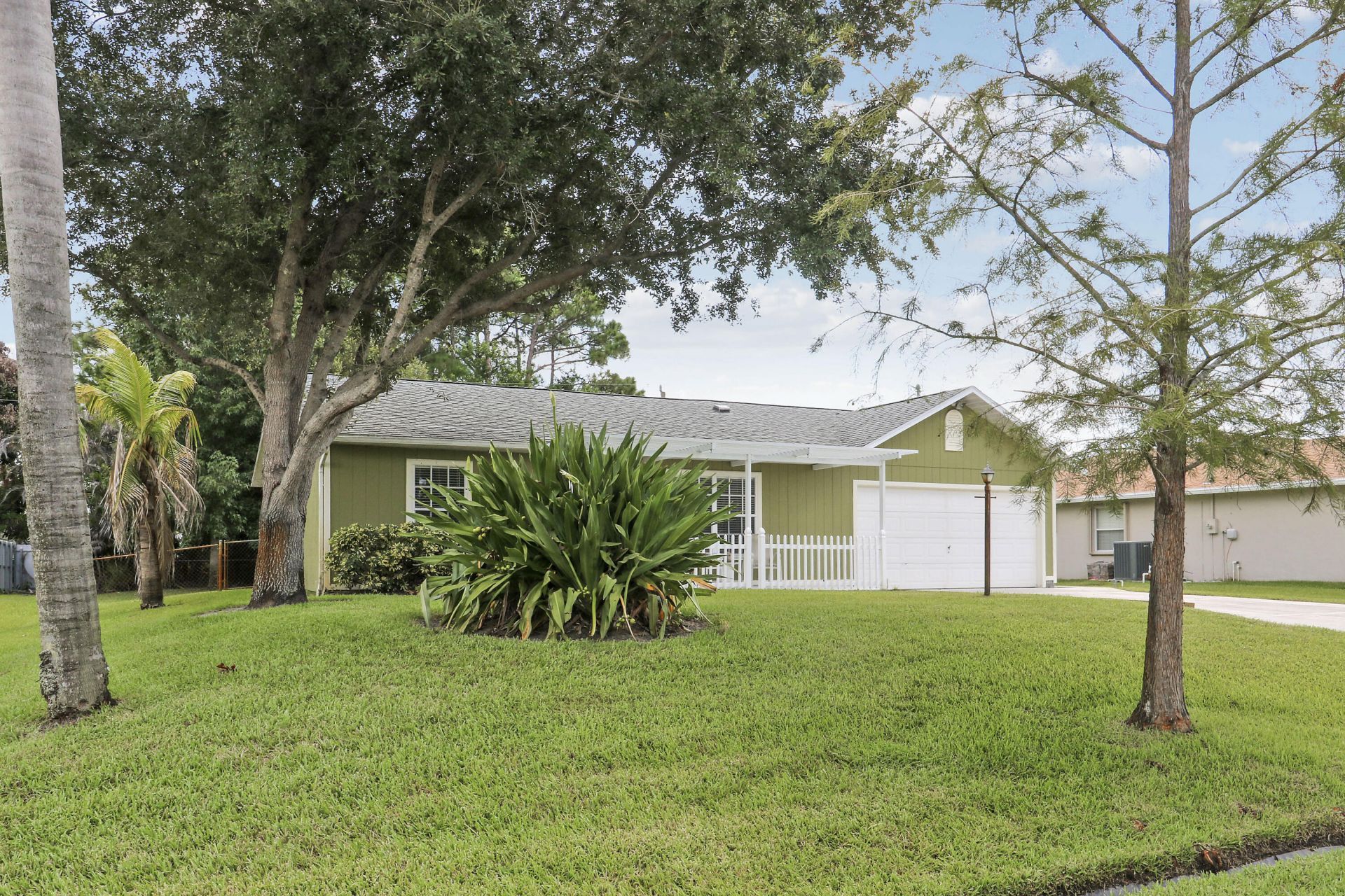 1137 SW Curtis Street, Port Saint Lucie, FL 34983 Photo