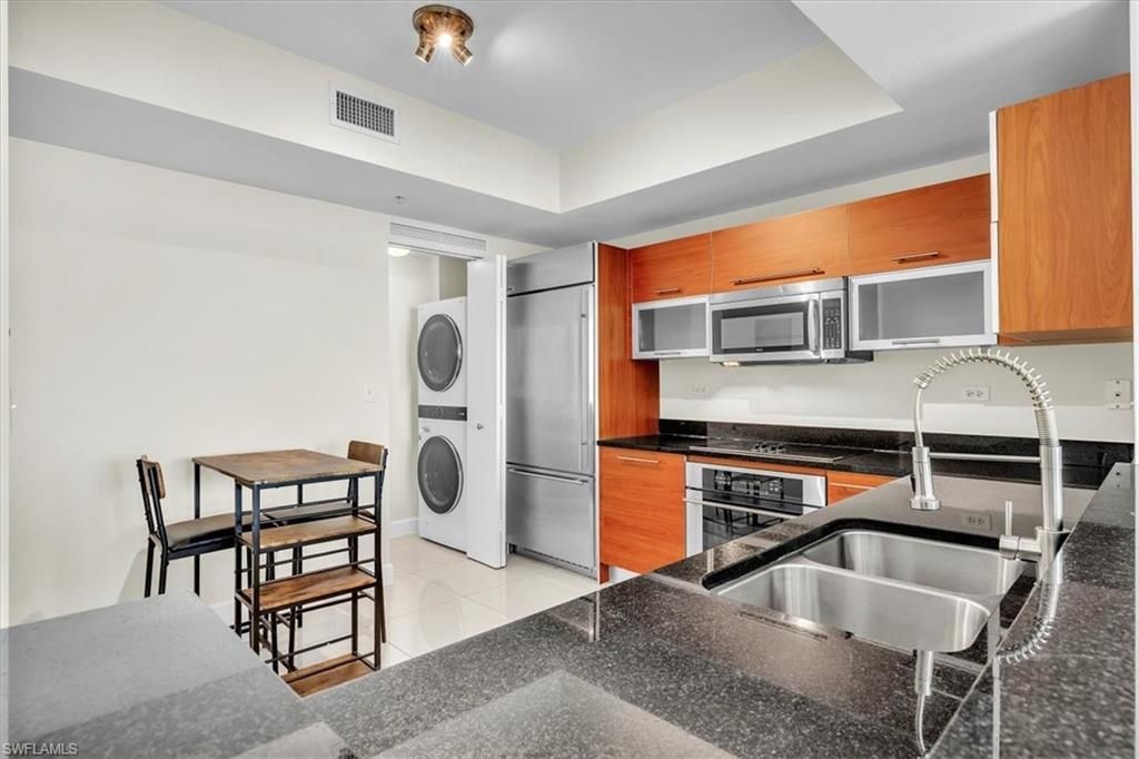 3000 Oasis Grand Blvd , Unit 2802, Fort Myers, FL 33916 Photo