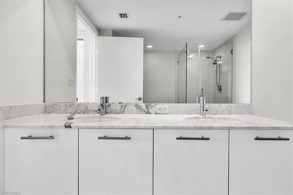 3000 Oasis Grand Blvd , Unit 2802, Fort Myers, FL 33916 Photo