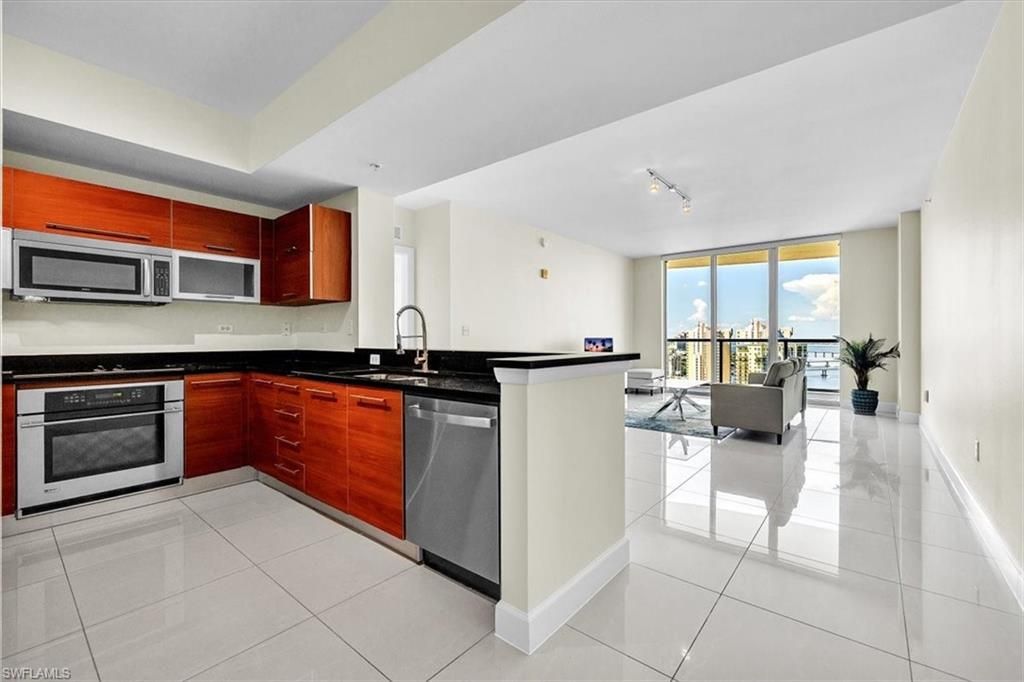 3000 Oasis Grand Blvd , Unit 2802, Fort Myers, FL 33916 Photo