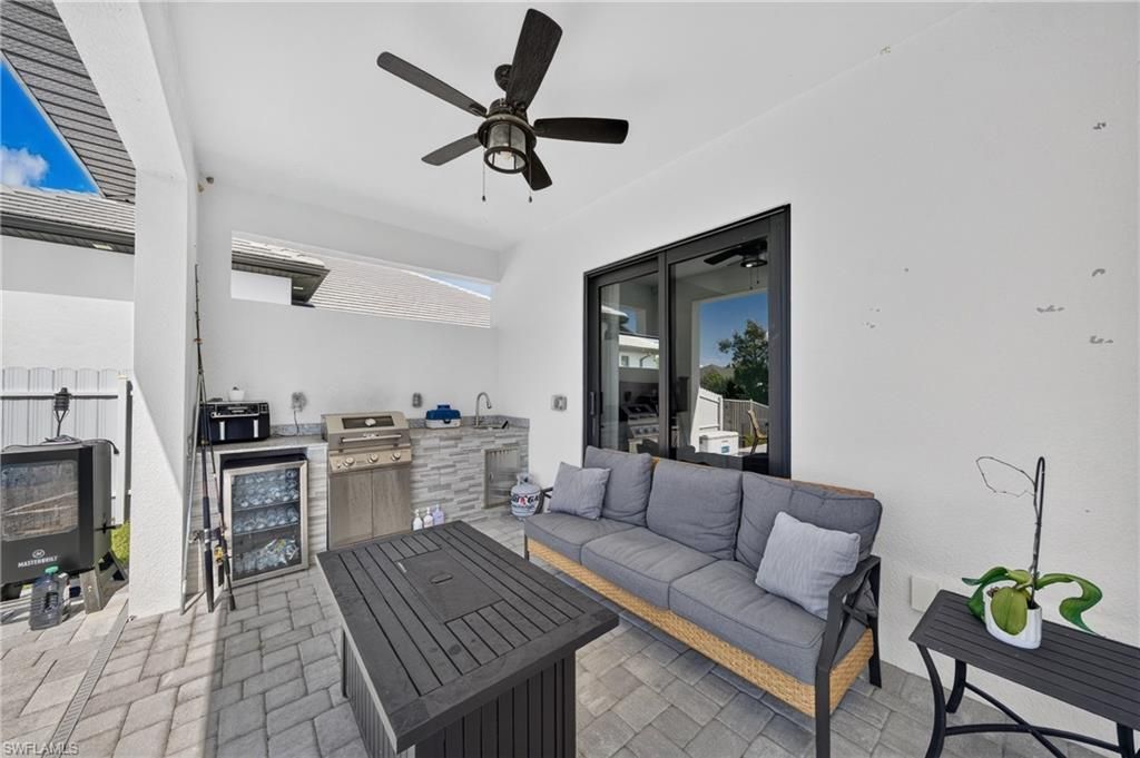 434 NW 6th St, Cape Coral, FL 33993 Photo