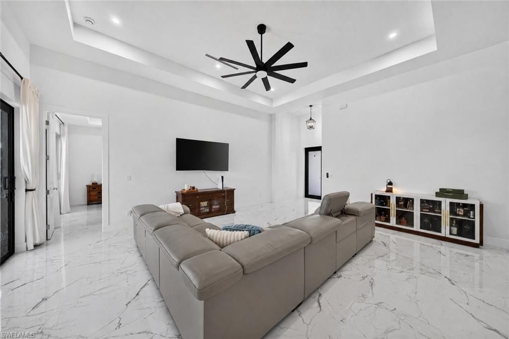 434 NW 6th St, Cape Coral, FL 33993 Photo