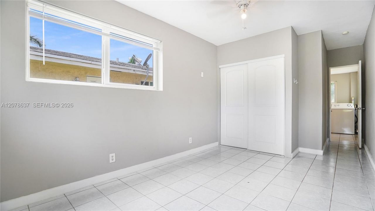 903 NE 2nd St, Hallandale Beach, FL 33009 Photo