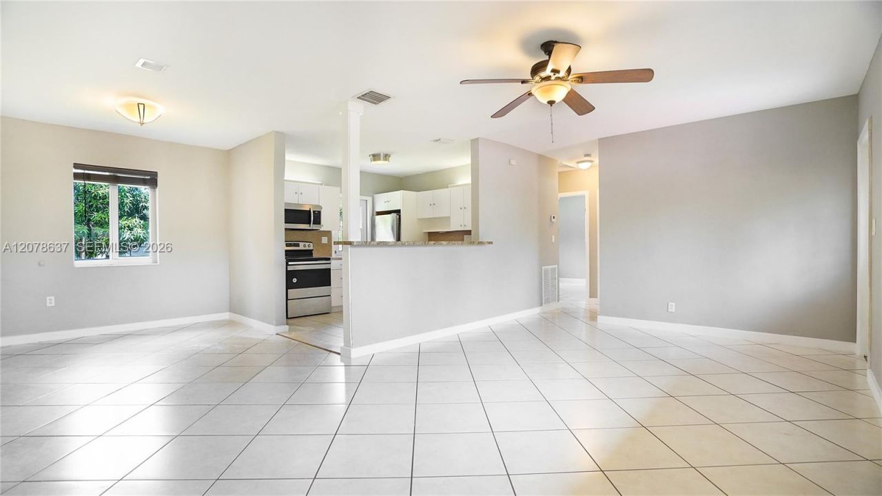 903 NE 2nd St, Hallandale Beach, FL 33009 Photo