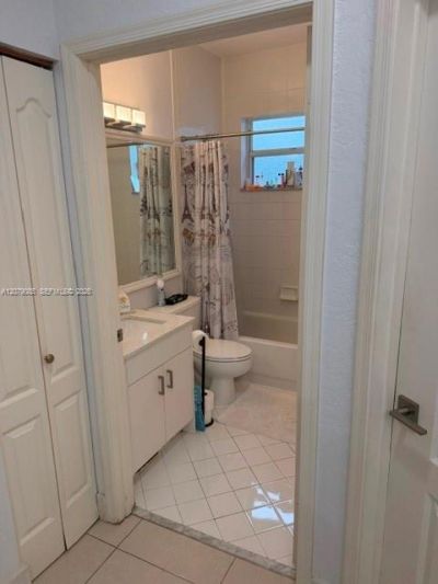 9771 NW 32nd St, Doral, FL 33172 Photo