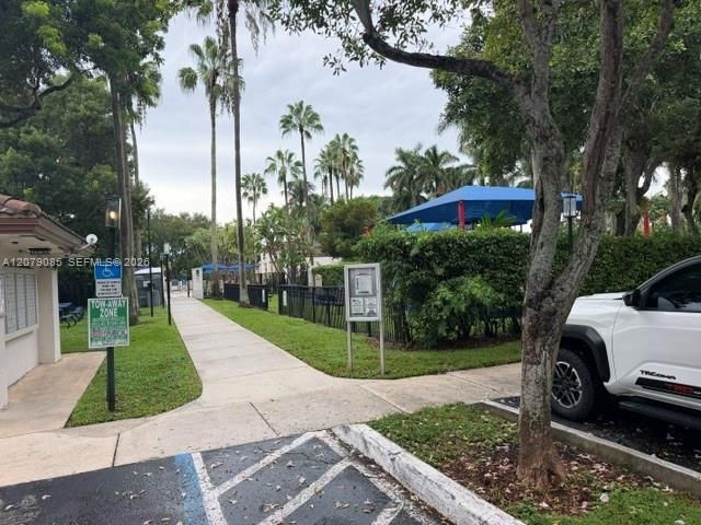 9771 NW 32nd St, Doral, FL 33172 Photo