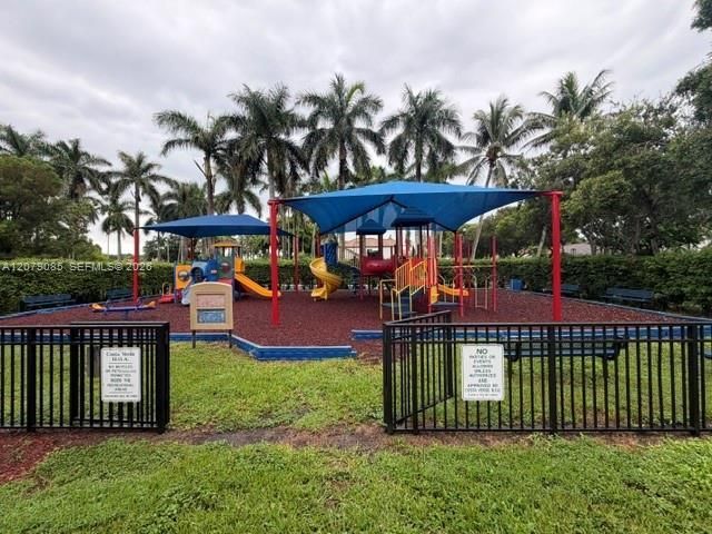 9771 NW 32nd St, Doral, FL 33172 Photo