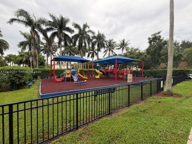 9771 NW 32nd St, Doral, FL 33172 Photo