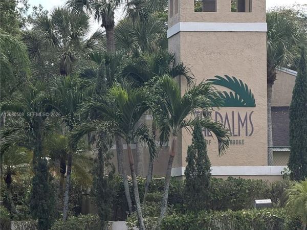 351 Palm Way , Unit 303, Pembroke Pines, FL 33025