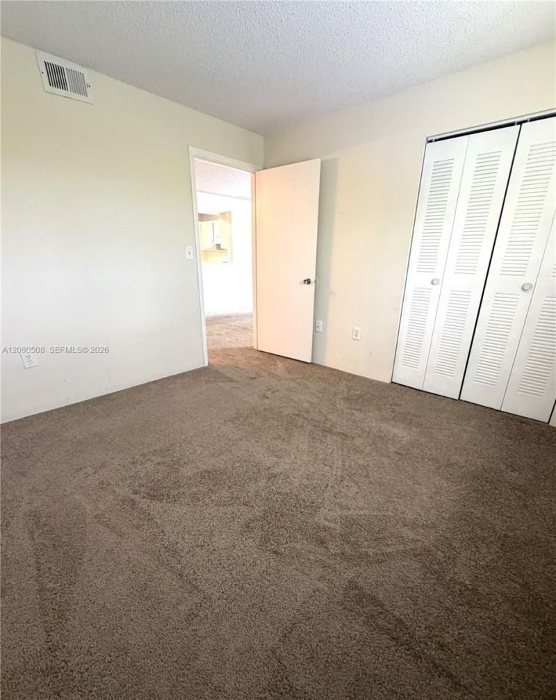 351 Palm Way , Unit 303, Pembroke Pines, FL 33025 Photo