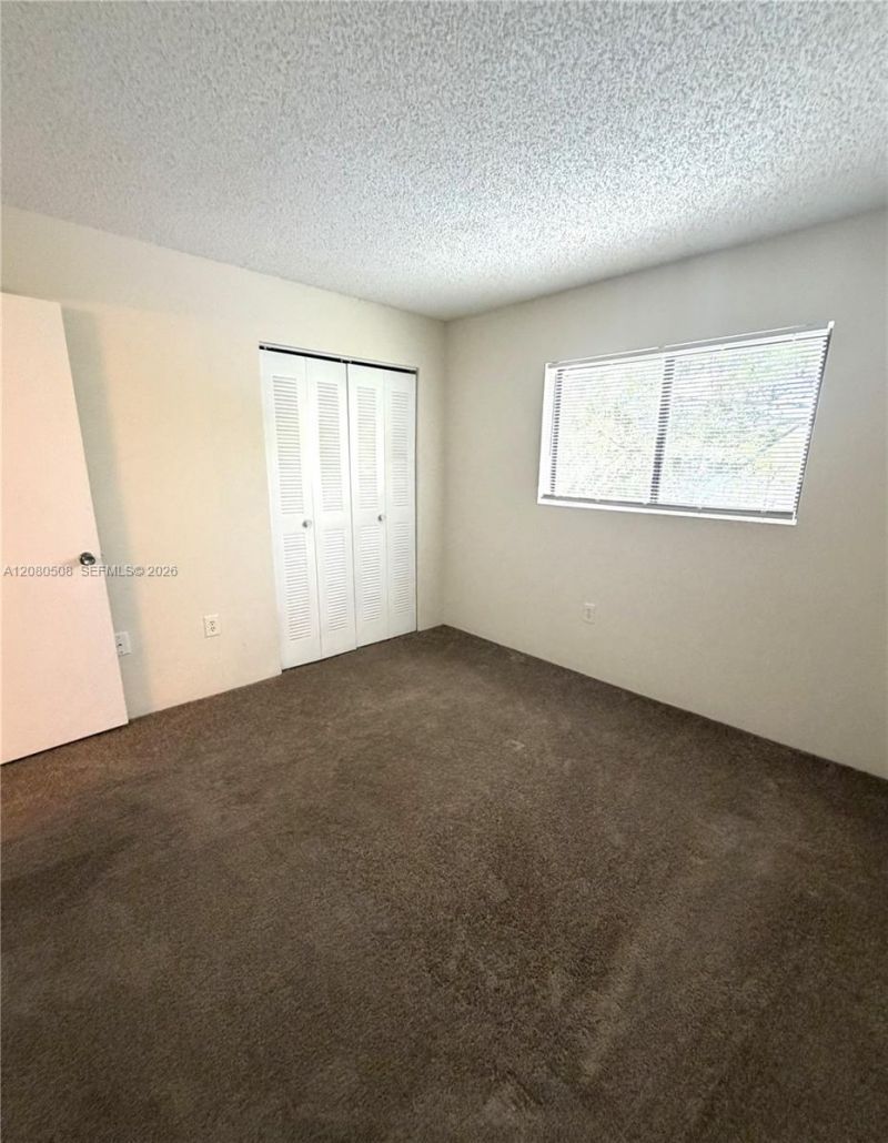 351 Palm Way , Unit 303, Pembroke Pines, FL 33025 Photo