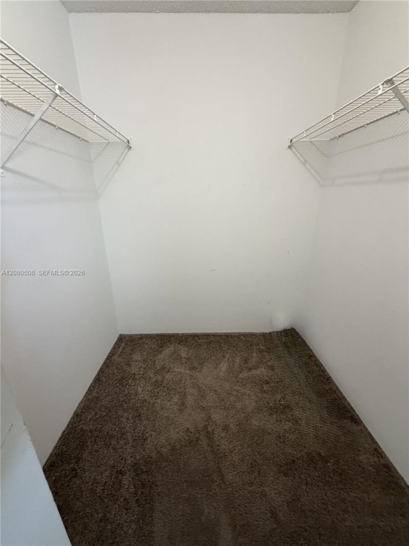 351 Palm Way , Unit 303, Pembroke Pines, FL 33025 Photo
