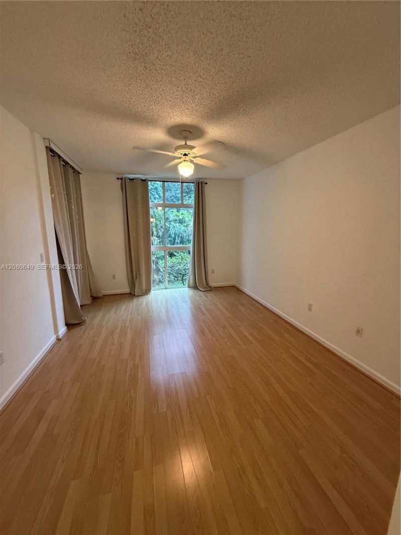 9755 NW 52nd St, Unit 212, Doral, FL 33178 Photo