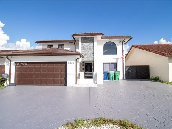 6332 SW 151st Pl , Miami, FL 33193