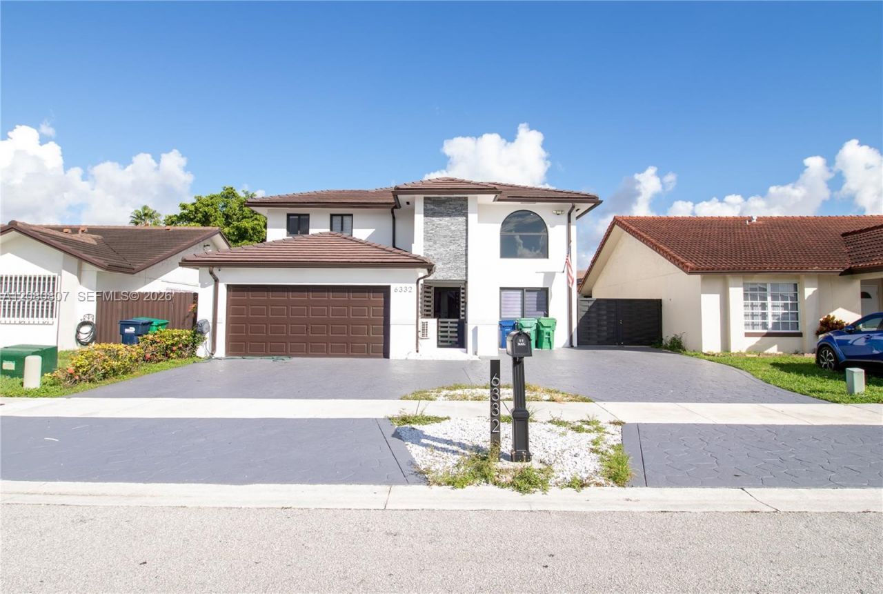 6332 SW 151st Pl , Miami, FL 33193 Photo