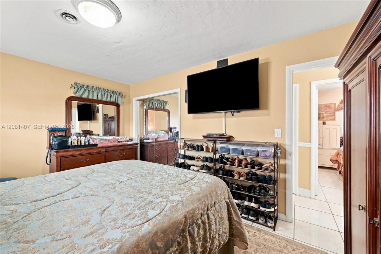 4470 NW 171st Ter, Miami Gardens, FL 33055 Photo
