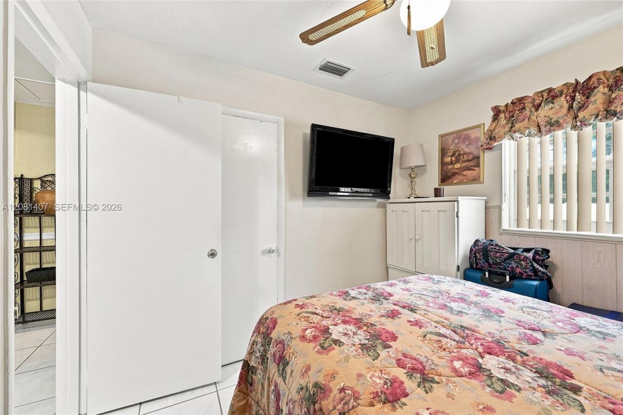 4470 NW 171st Ter, Miami Gardens, FL 33055 Photo