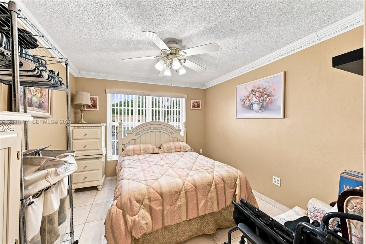 4470 NW 171st Ter, Miami Gardens, FL 33055 Photo