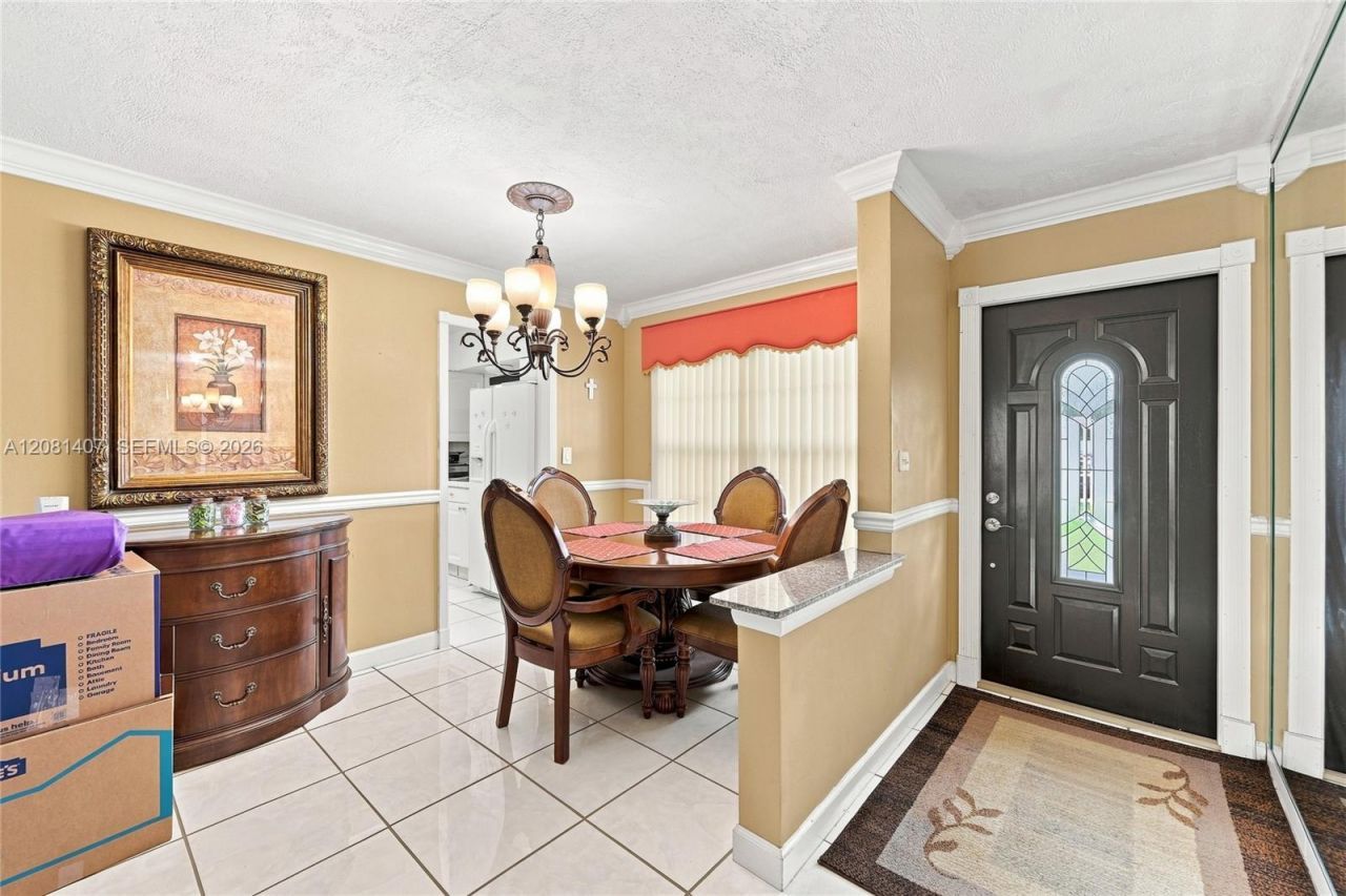 4470 NW 171st Ter, Miami Gardens, FL 33055 Photo
