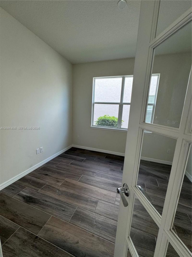 4729 Greenway Dr, Hollywood, FL 33021 Photo