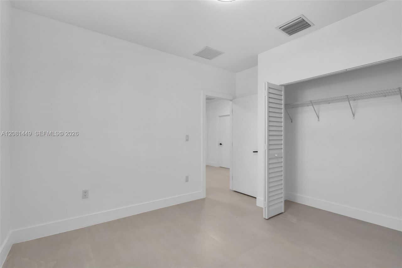 6500 NW 21st Ave, Unit 6502, Miami, FL 33147 Photo