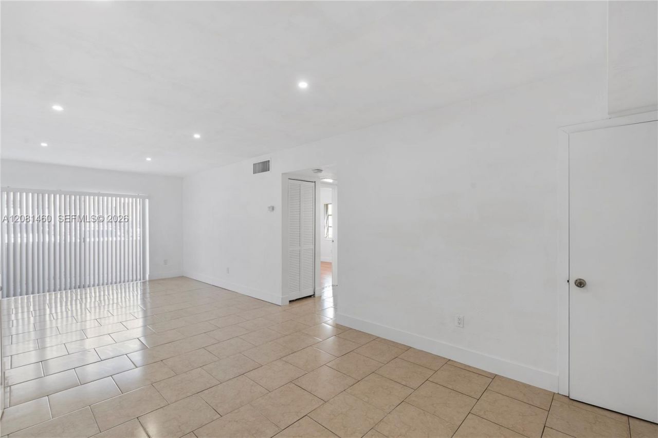 14013 SW 90th Ave , Unit 107D, Miami, FL 33176 Photo