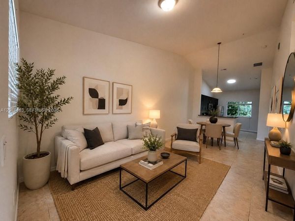 3431 W 80th St , Unit 207, Hialeah, FL 33018