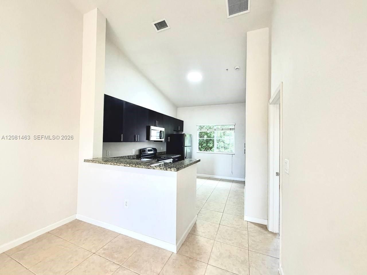 3431 W 80th St , Unit 207, Hialeah, FL 33018 Photo