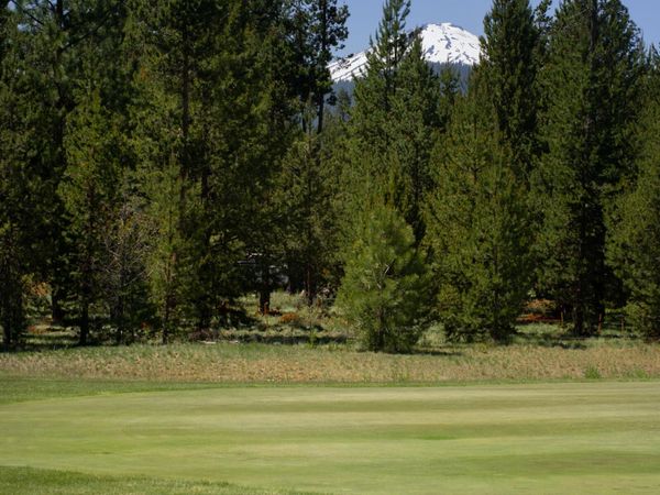56691 Glowstone Loop, Bend, OR 97707