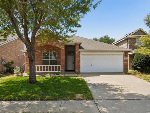1023 Aviary, Aubrey, TX 76227