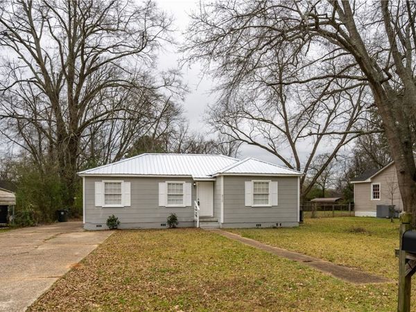 4717 Clover Road , Tuscaloosa, AL 35401