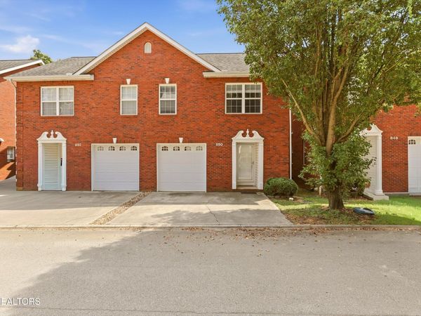 850 Blue Spruce Way, Knoxville, TN 37912