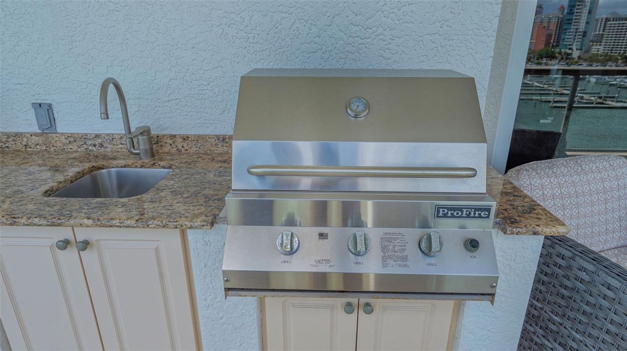 464 Golden Gate Point, Unit 702, Sarasota, FL 34236 Photo