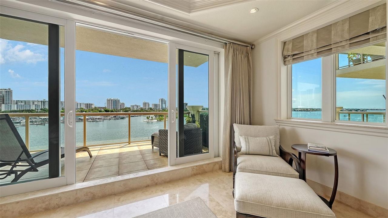 464 Golden Gate Point, Unit 702, Sarasota, FL 34236 Photo