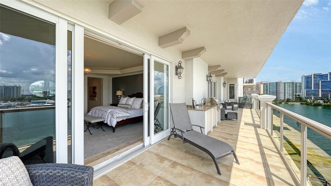 464 Golden Gate Point, Unit 702, Sarasota, FL 34236 Photo