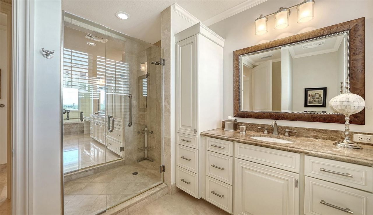 464 Golden Gate Point, Unit 702, Sarasota, FL 34236 Photo