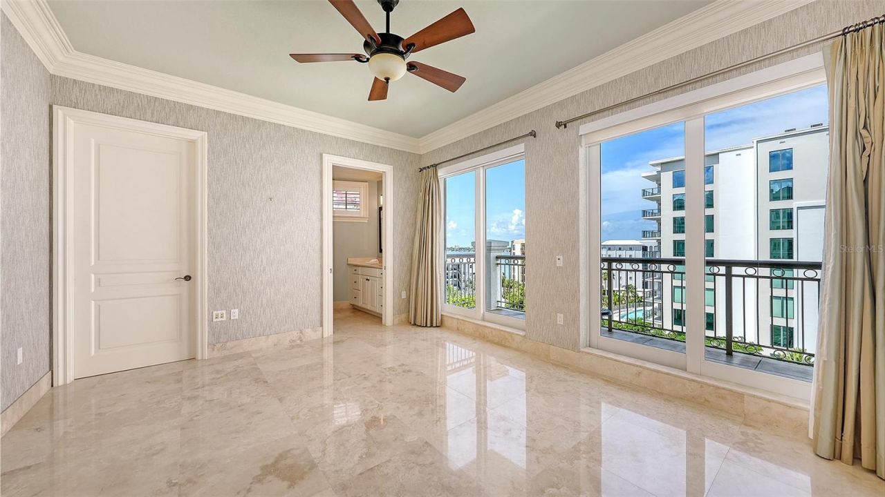 464 Golden Gate Point, Unit 702, Sarasota, FL 34236 Photo