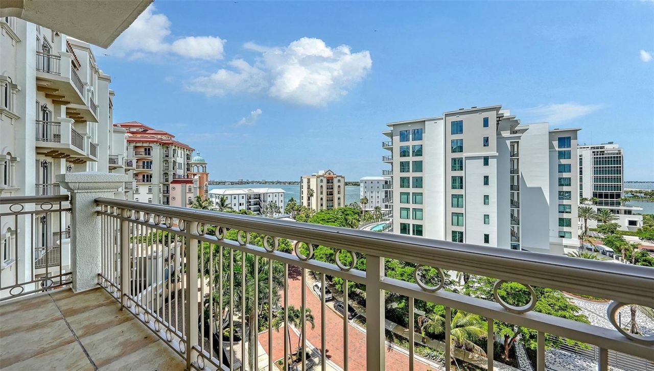 464 Golden Gate Point, Unit 702, Sarasota, FL 34236 Photo