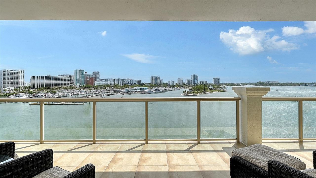 464 Golden Gate Point, Unit 702, Sarasota, FL 34236 Photo