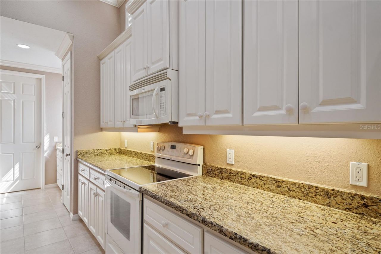 2464 Laurel Glen Drive , Lakeland, FL 33803 Photo