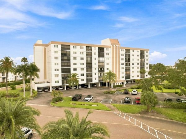 19029 N US HIGHWAY 19 , Unit 9-704, CLEARWATER, FL 33764