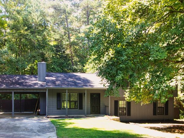 4685 Barnes Court, Loganville, GA 30052