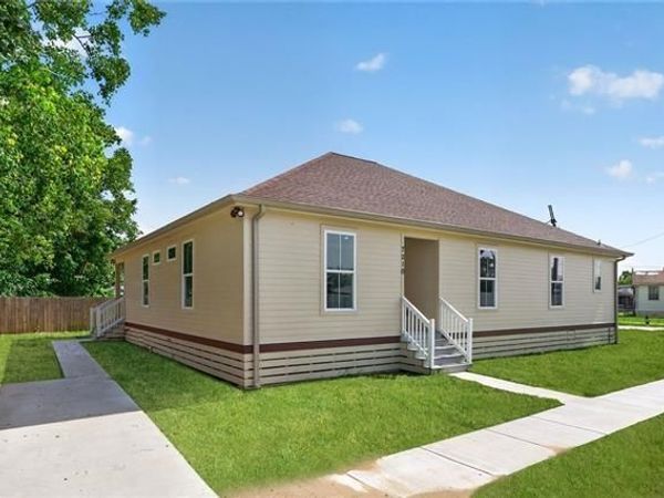 7210 DREUX Avenue , New Orleans, LA 70126