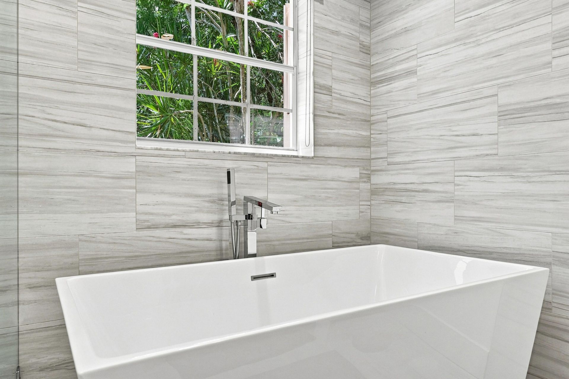 1031 NW 108th Avenue, Plantation, FL 33322 Photo