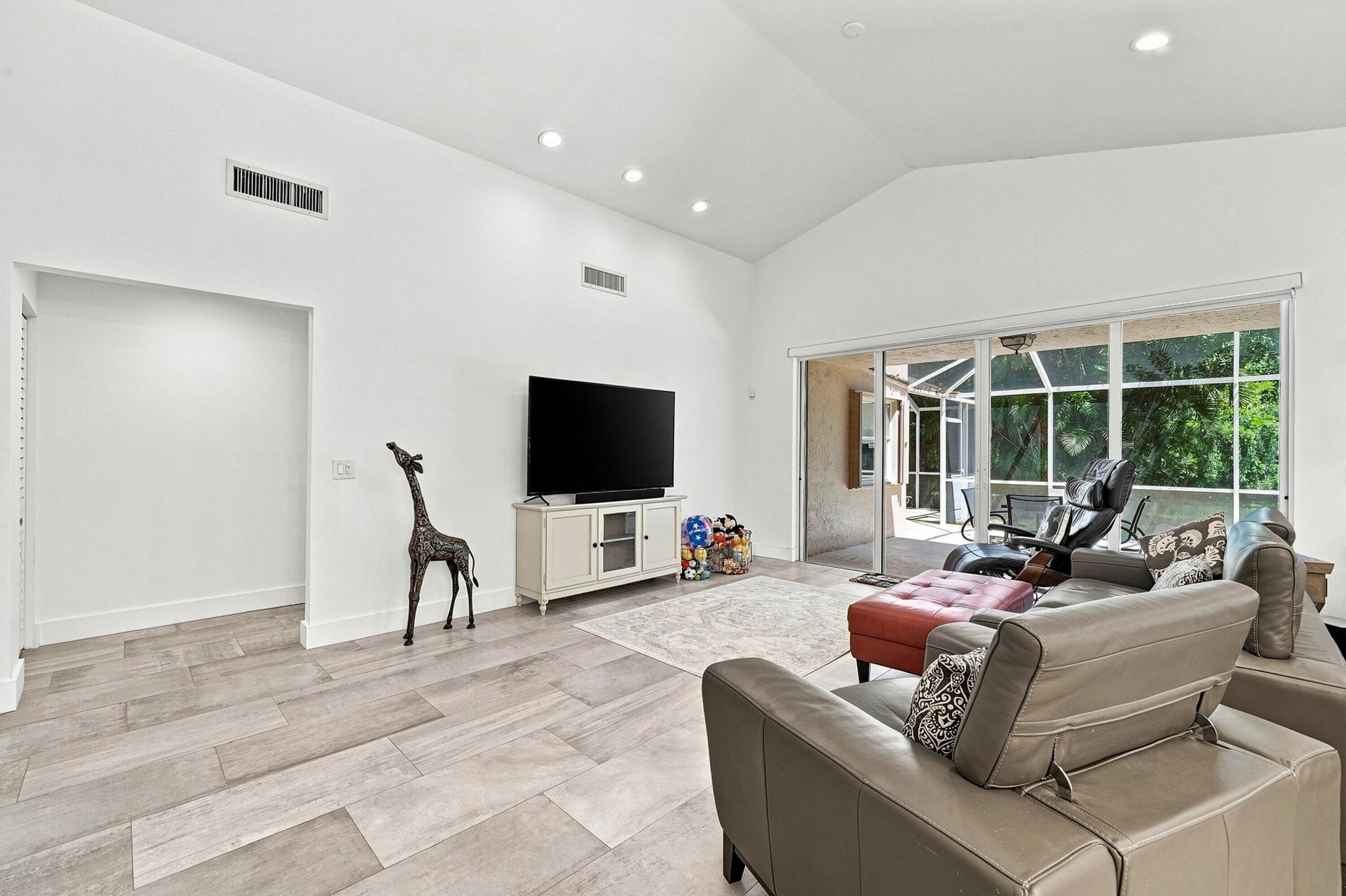 1031 NW 108th Avenue, Plantation, FL 33322 Photo