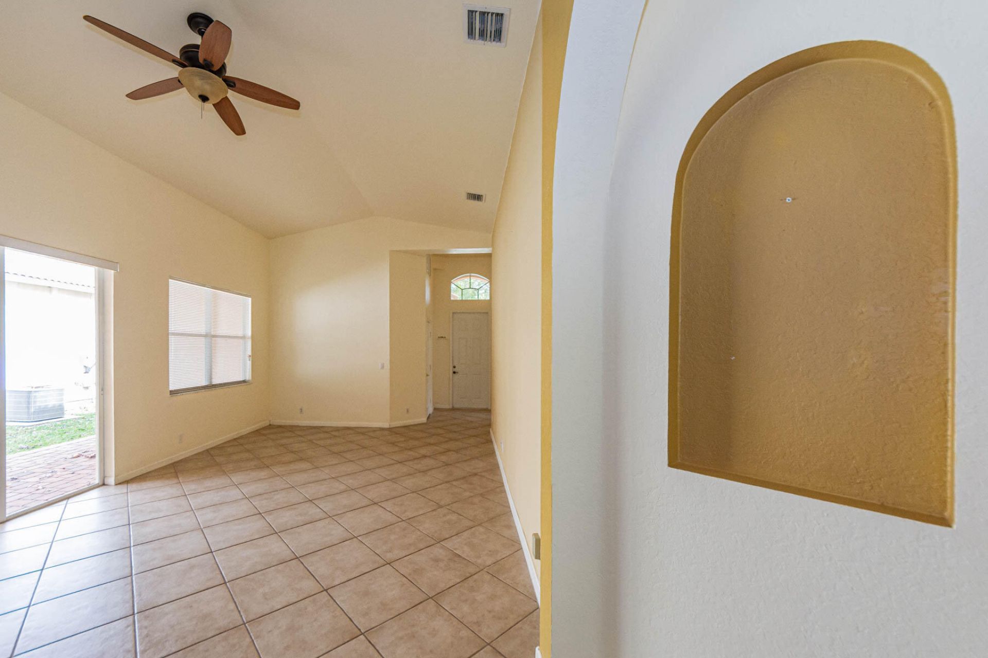 5717 Spanish River Road, Fort Pierce, FL 34951 Photo